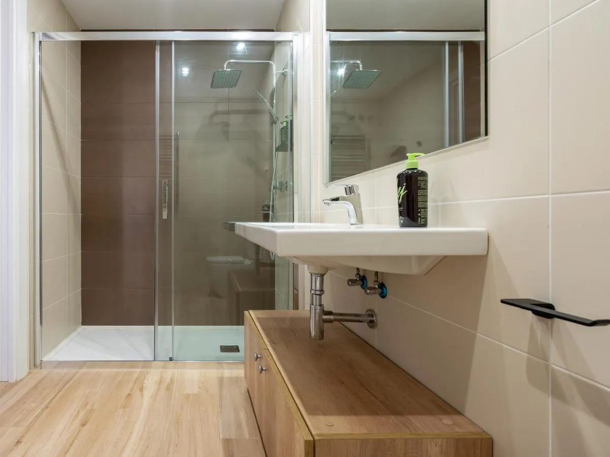 Limehome Barcelona Carrer De Besalu 90 - Estancia Temporal Apartmán