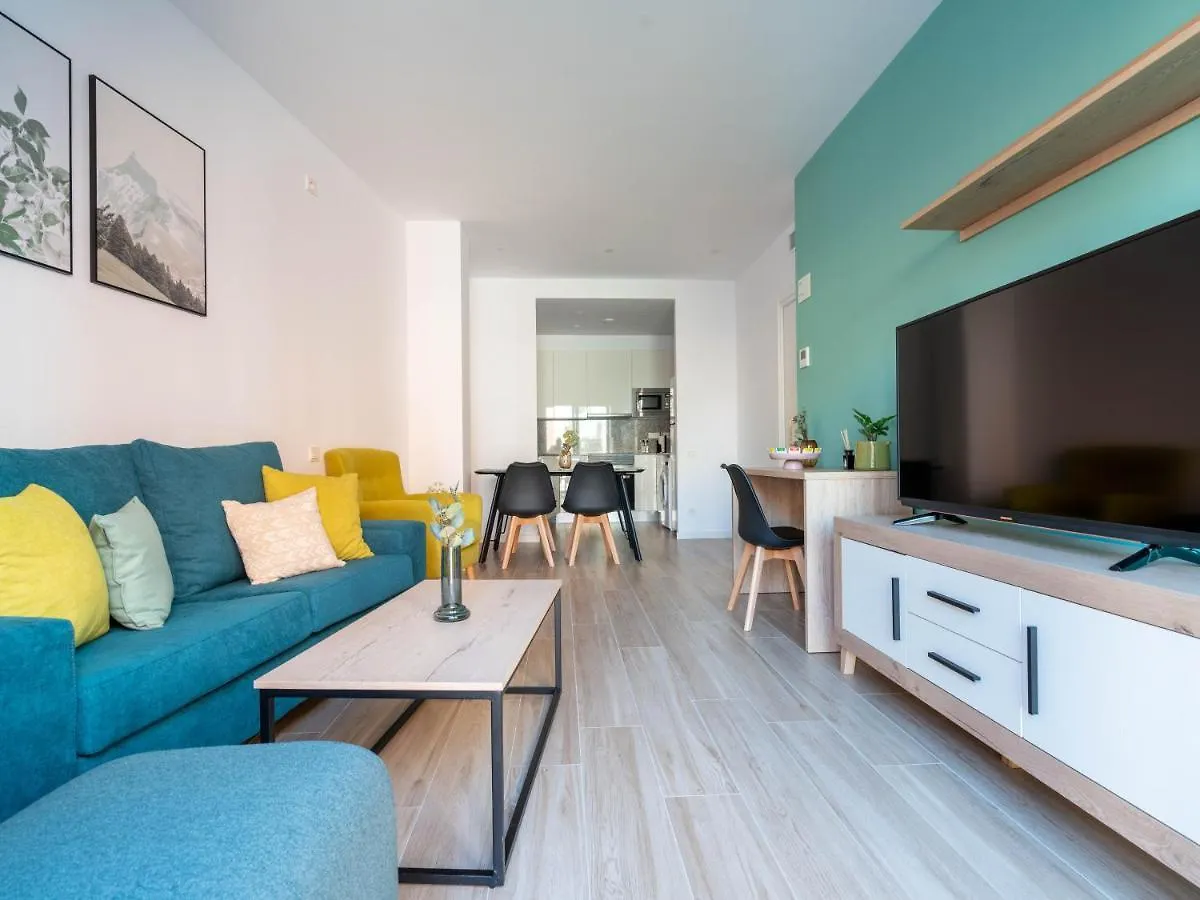 limehome Barcelona Carrer de Besalú 90 0*,